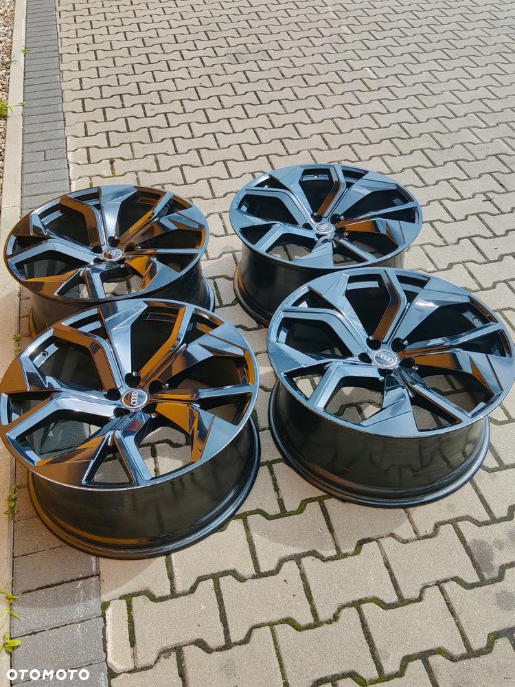 Felga aluminiowa 10,5Jx23H2 5x112 ET18/66,6 OE Audi - 1