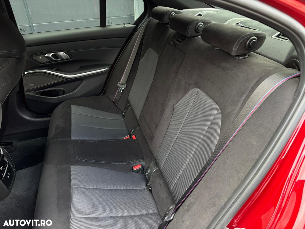 BMW Seria 3 330i xDrive Aut. - 20