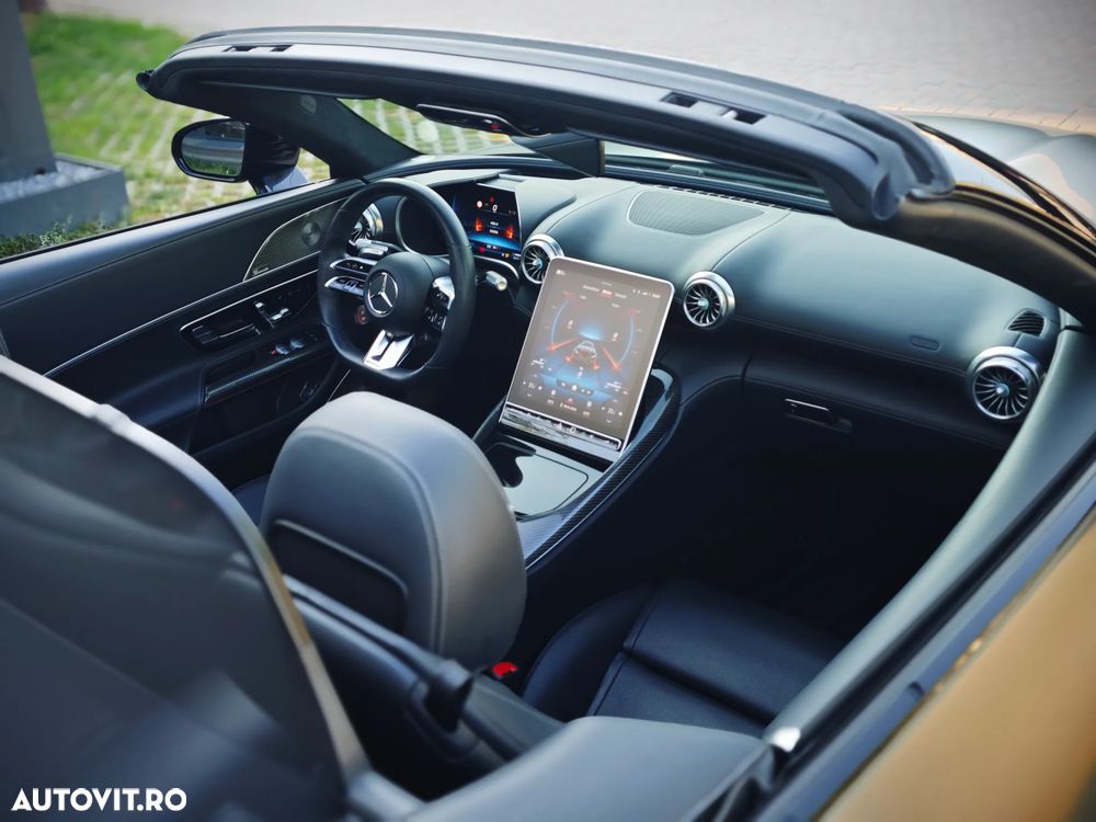 Mercedes-Benz SL 63 AMG 4Matic+ Speedshift MCT 9G - 23