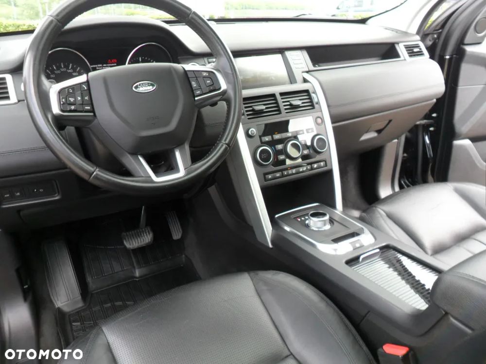 Land Rover Discovery Sport 2.0 TD4 HSE Luxury - 18