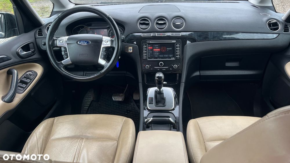 Ford Galaxy - 6