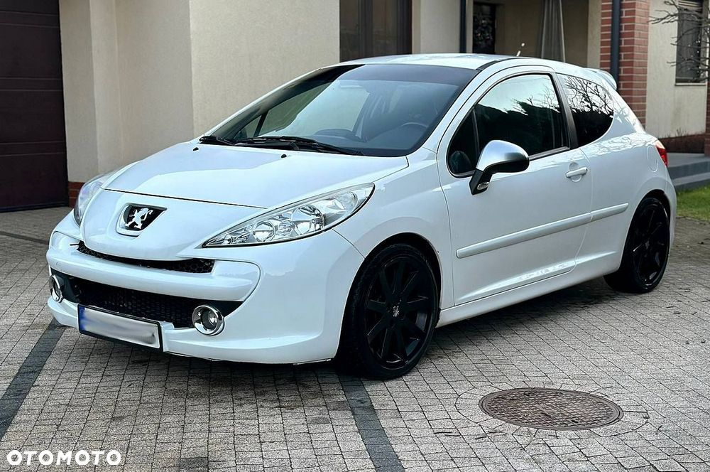 Peugeot 207 RC - 17