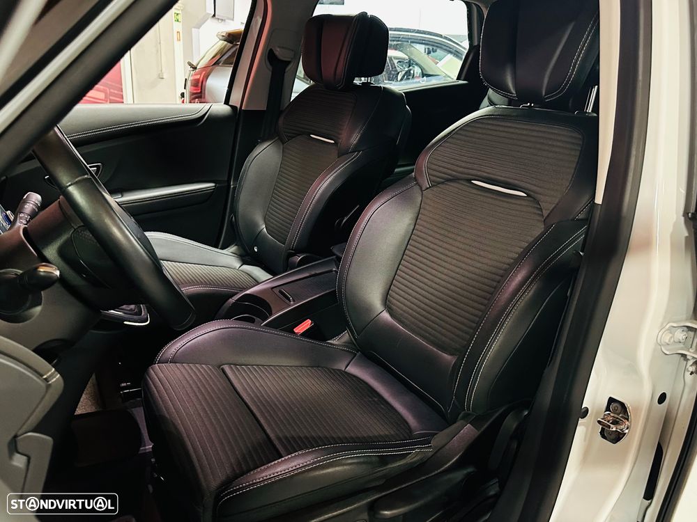 Renault Scénic 1.2 TCE Sport SS - 7