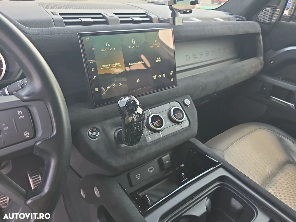 LAND ROVER Defender 2022 — imagine 13
