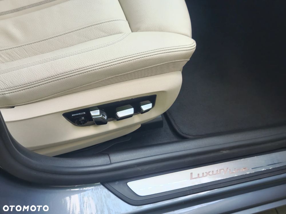 BMW Seria 5 520d Luxury Line - 15