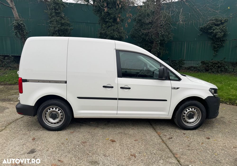 Volkswagen Caddy - 4