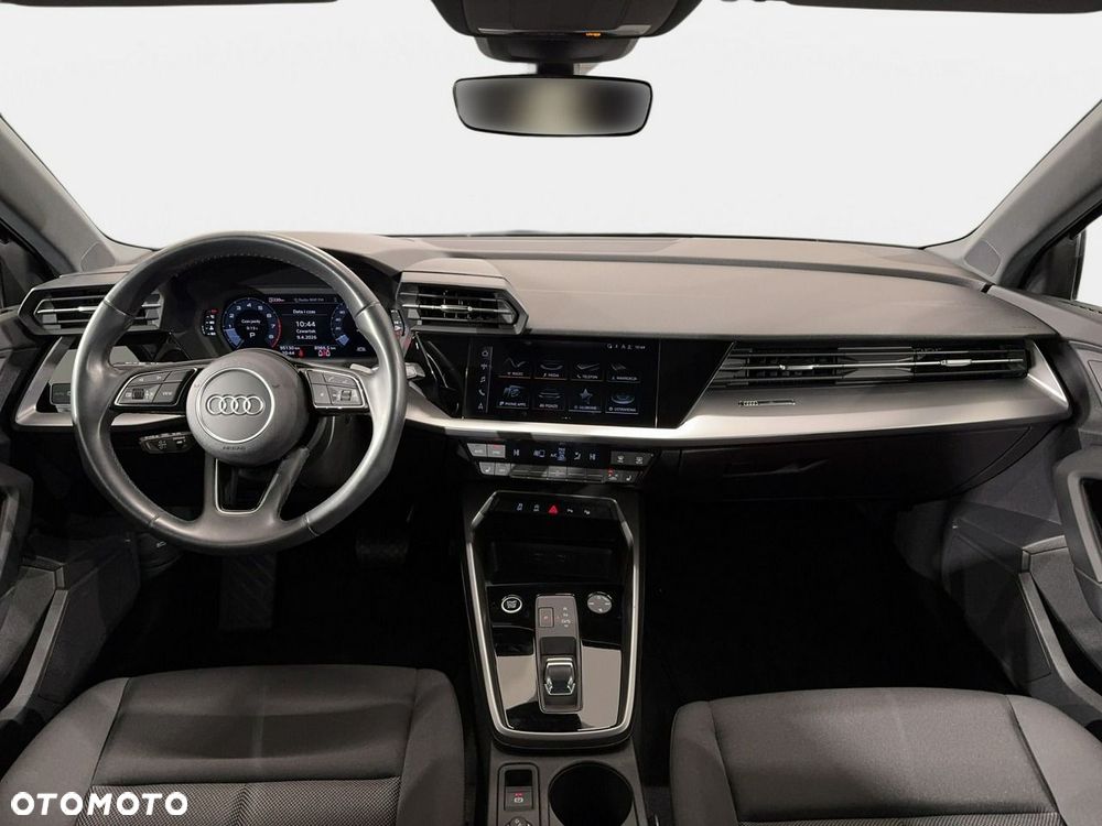 Audi A3 Sportback - 16