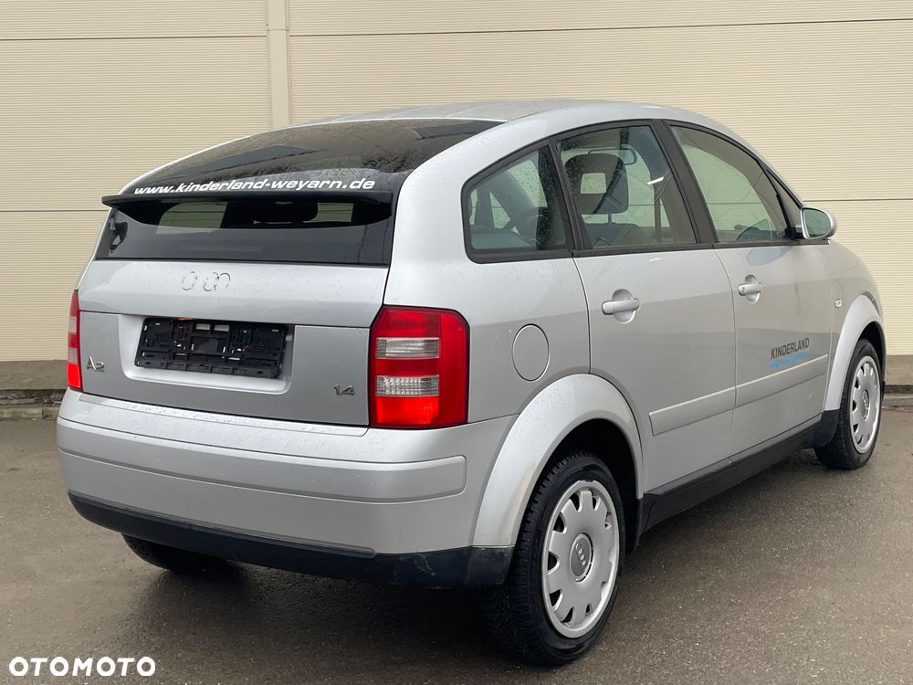Audi A2 1.4 - 15