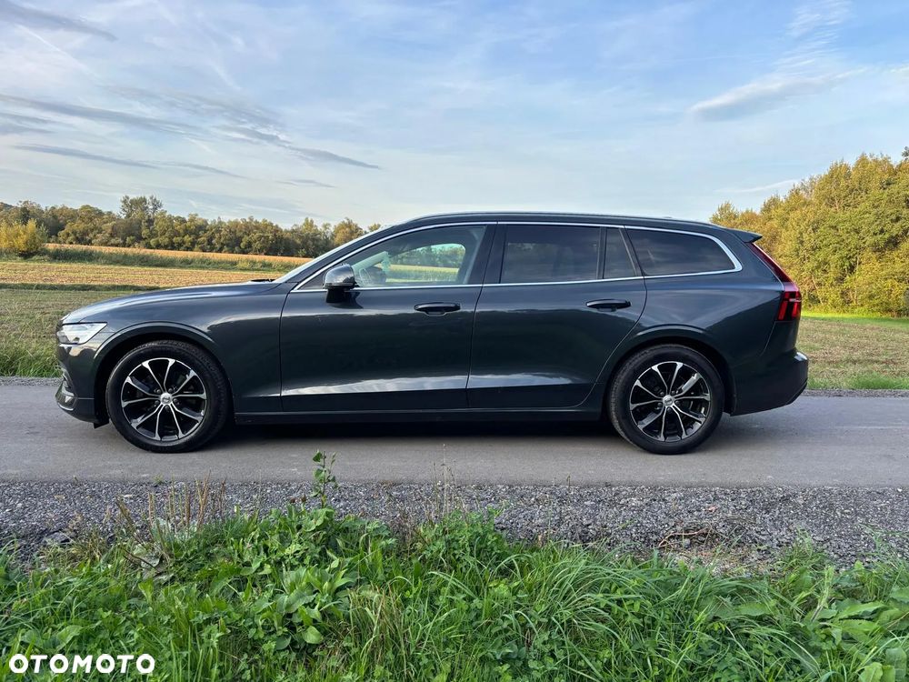 Volvo V60 D3 Drive-E Dynamic Edition (Momentum) - 4