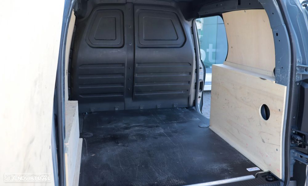 Renault Kangoo 1.3 TCe EDC - 3 Lugares / Cx Auto / IVA Dedutível - 31