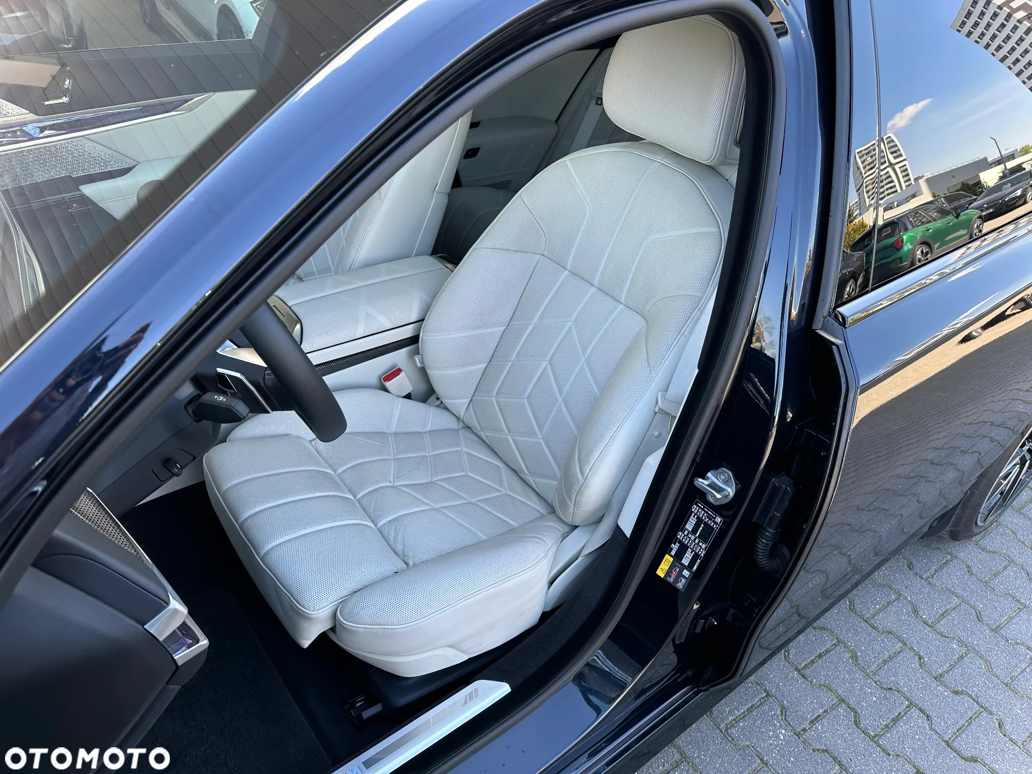 BMW i7 105.7kWh M70 xDrive - 9