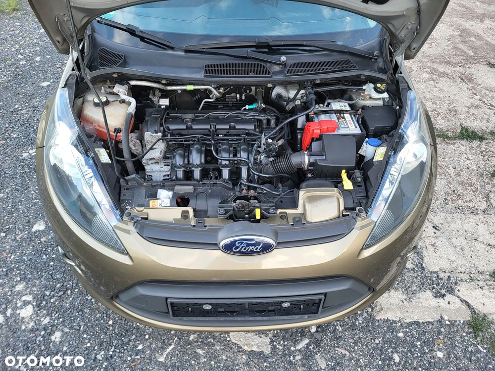 Ford Fiesta - 12