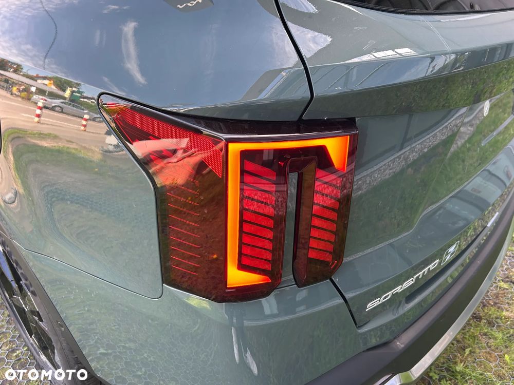 Kia Sorento ver-1-6-t--gdi-hev-prestige-line-awd-7os - 12