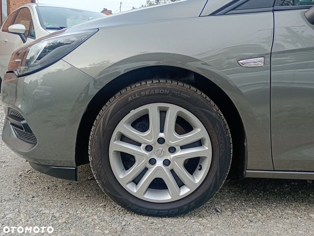 Opel Astra - 36