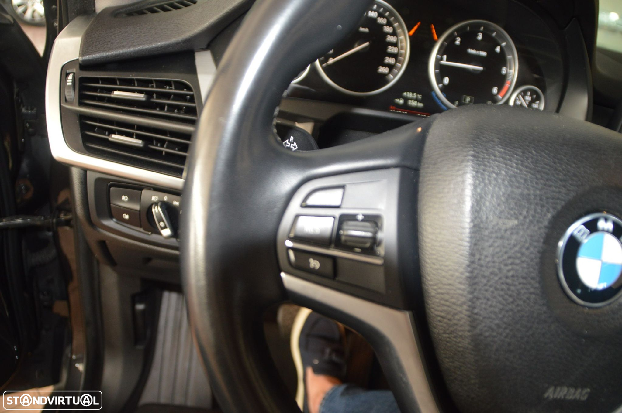BMW X5 25 d sDrive Comfort 7L - 33