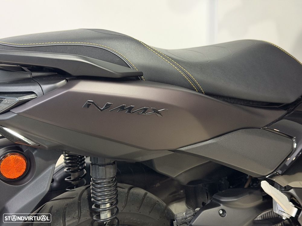 Yamaha NMAX TECH MAX - 13
