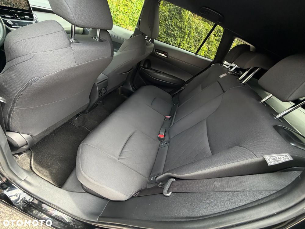 Toyota Corolla Cross 2.0 Hybrid Comfort - 36