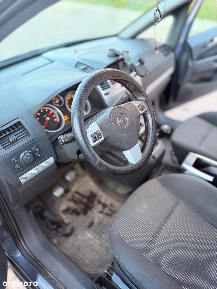 Opel Zafira 1.8 Cosmo - 6