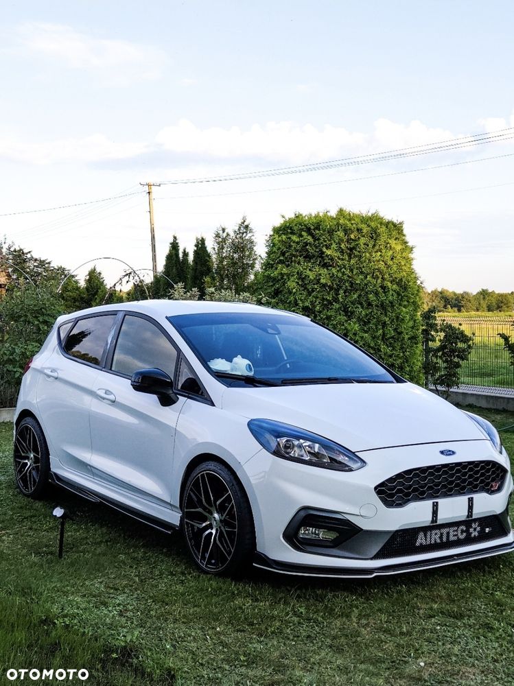 Ford Fiesta - 3