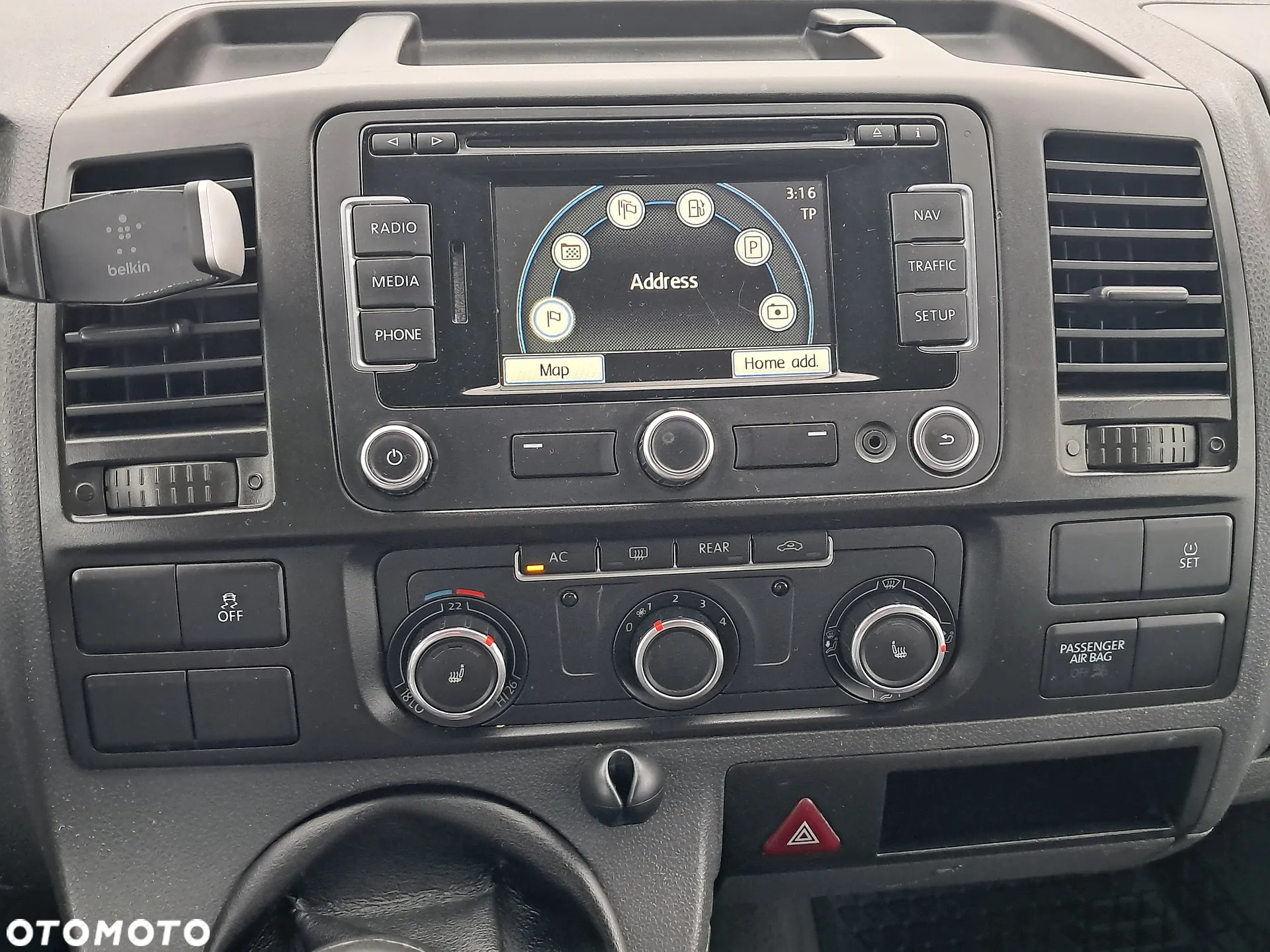 Volkswagen Multivan - 18