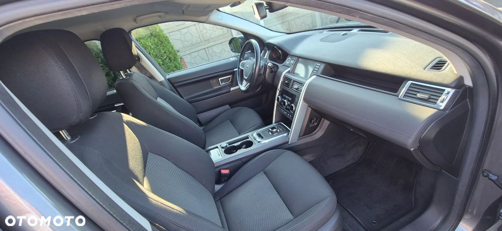 Land Rover Discovery Sport 2.0 D150 HSE - 9