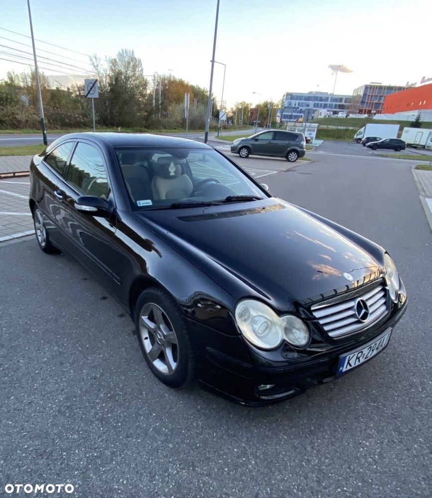 Mercedes-Benz Klasa C 180 T Kompressor Classic - 10