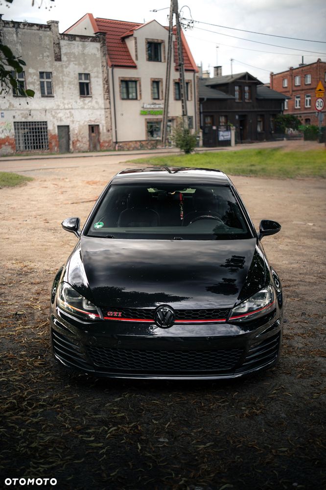 Volkswagen Golf 2.0 TSI BMT GTI Performance DSG - 2