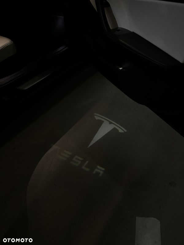 Tesla Model 3 Allradantrieb Dual Motor - 24