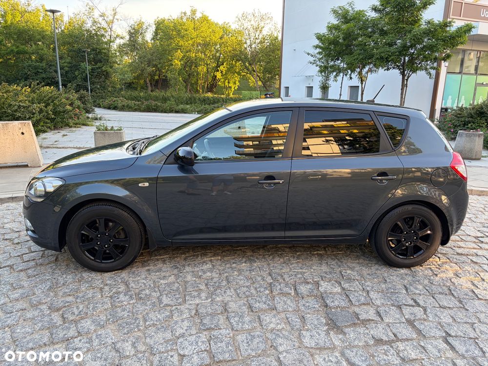 Kia Ceed 1.6 Comfort - 4