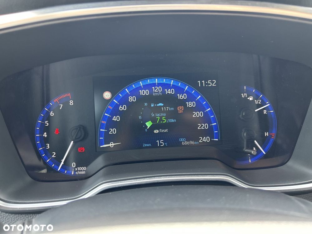 Toyota Corolla - 16