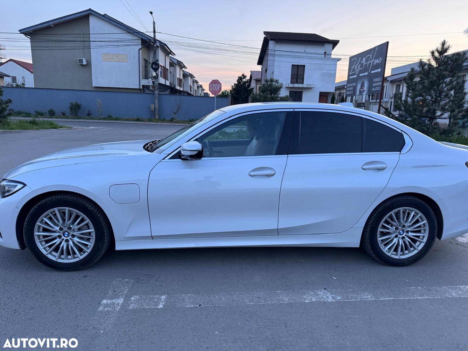 BMW Seria 3 330e AT PHEV - 7