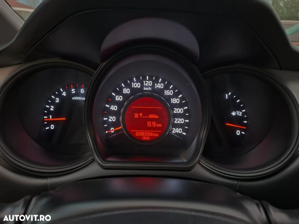 Kia Ceed 1.6 CRDi Vision - 14