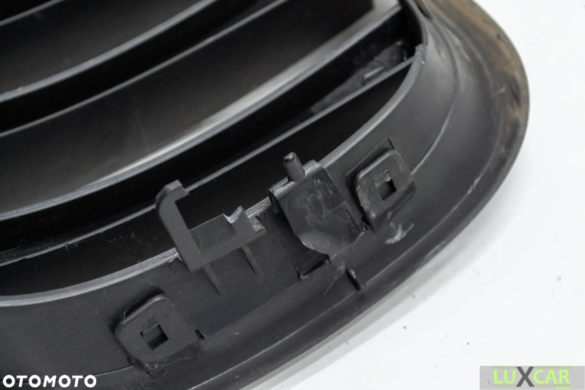 BMW X6 E71 NERKA GRILL ATRAPA PRAWA CZARNA GORLICE - 5