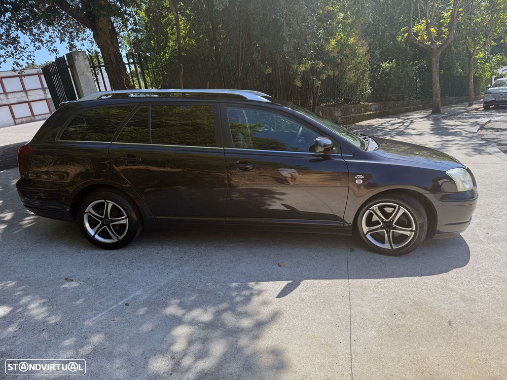 Toyota Avensis SW 2.0 D-4D - 6