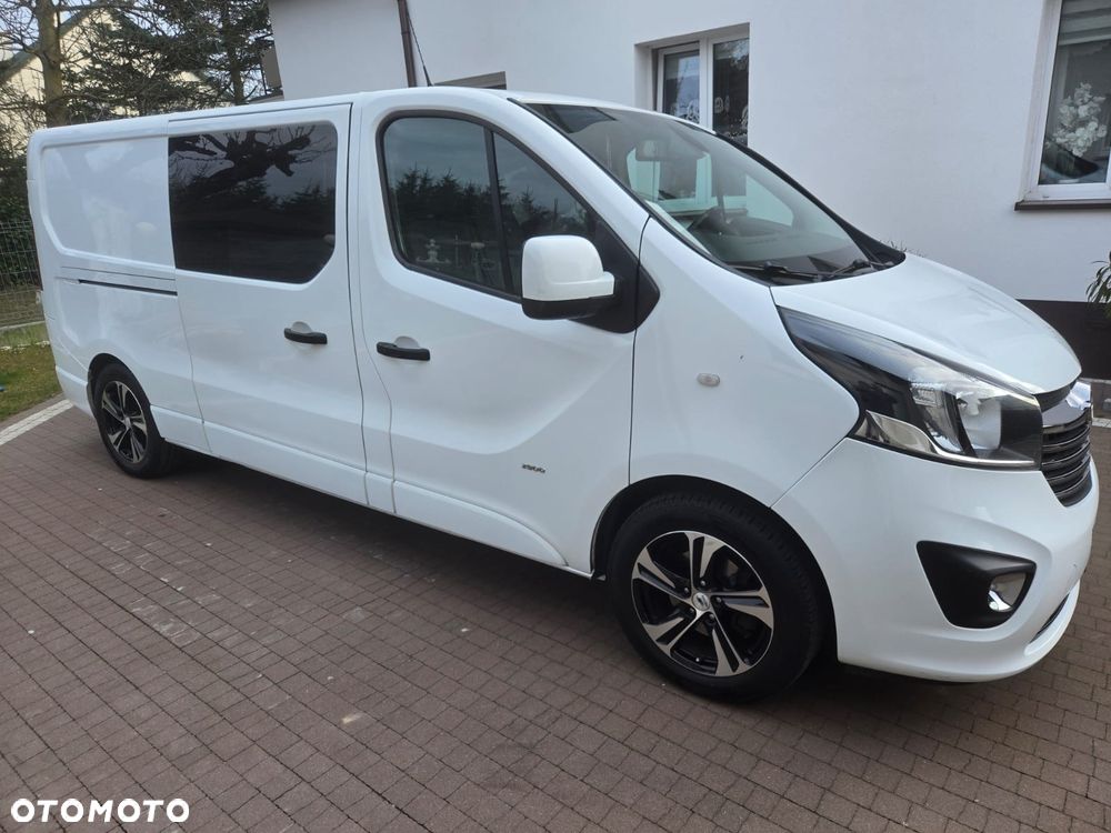 Opel Vivaro - 10