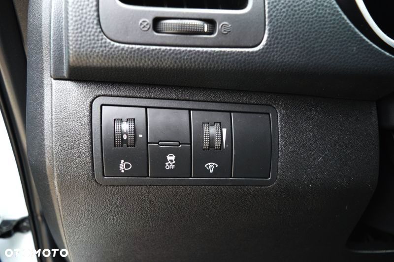Kia Venga 1.4 CVVT Titanium Collection - 16