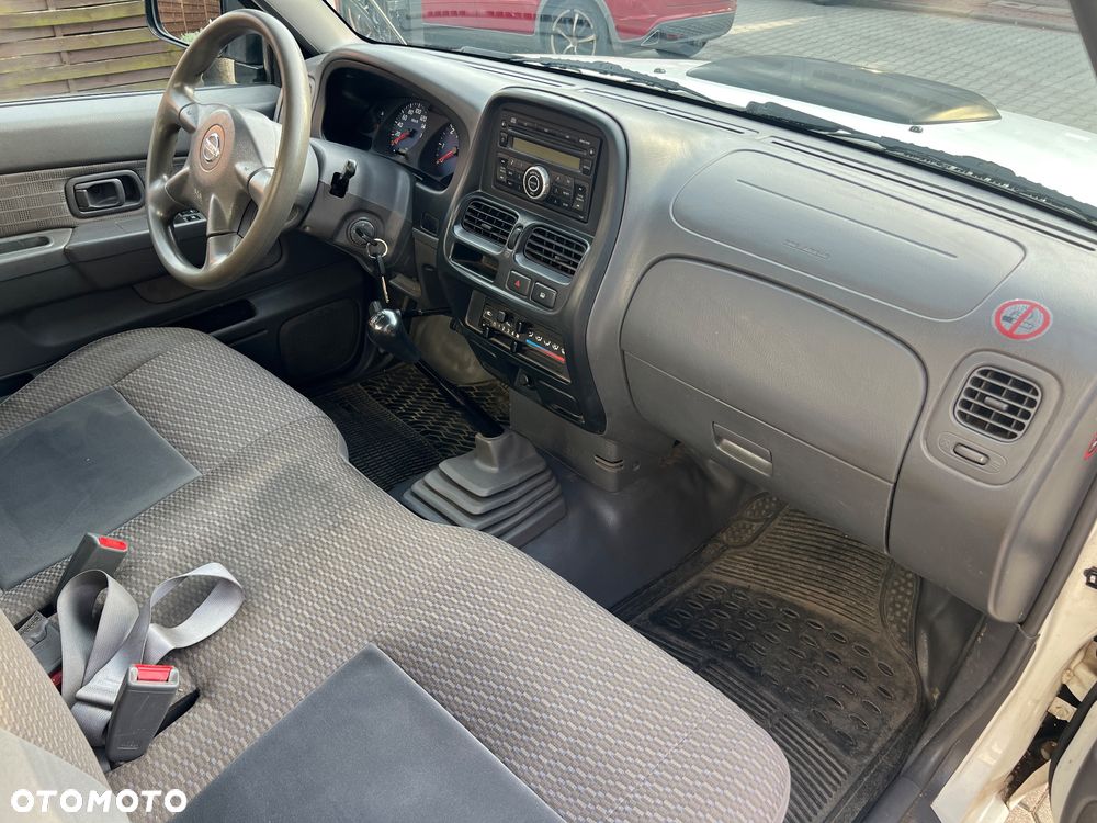 Nissan NP300 Pickup 2.5d SC Base - 11