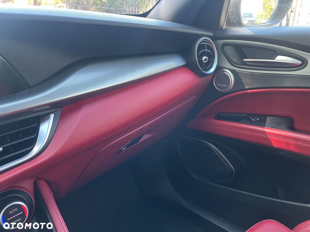 Alfa Romeo Stelvio 2.0 Turbo TI Q4 - 22