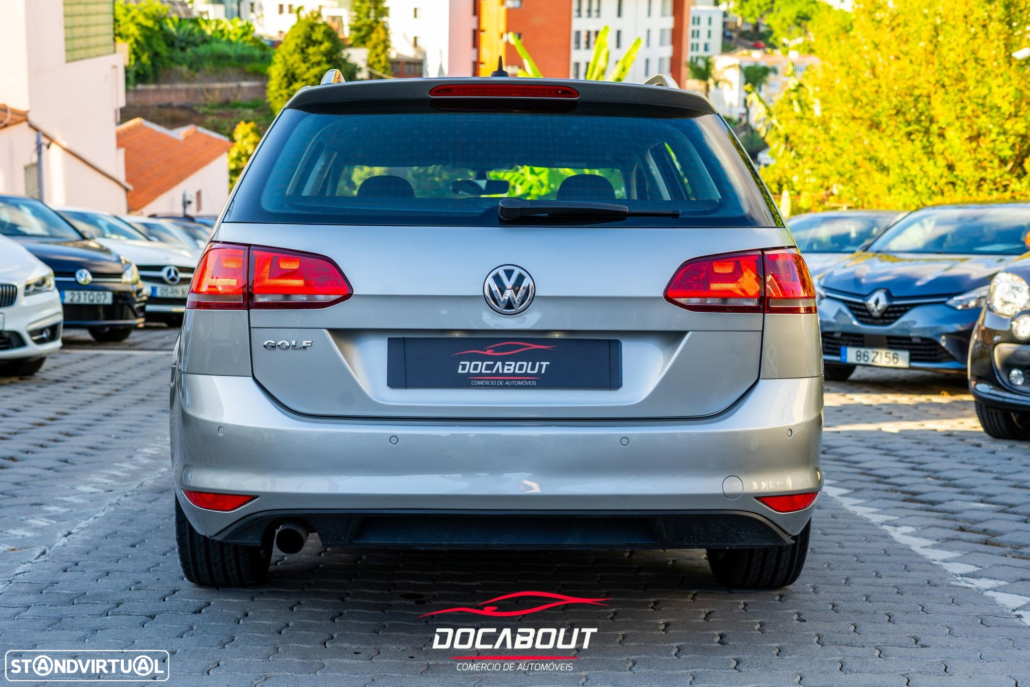 VW Golf 1.6 TDi Trendline DSG - 4