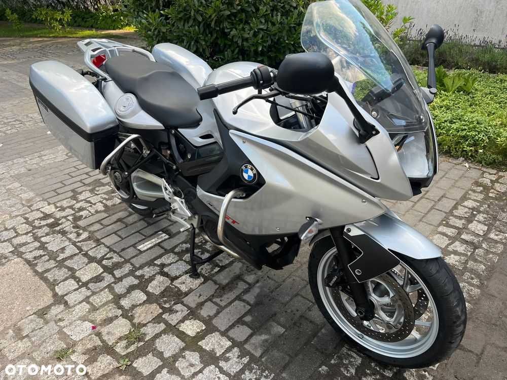 BMW F - 2