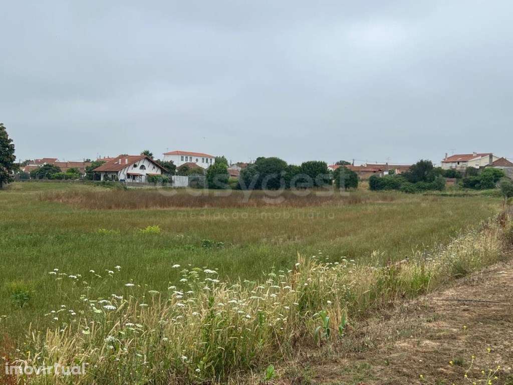 Terreno de construção com Moradia para recuperar - Grande imagem: 2/12