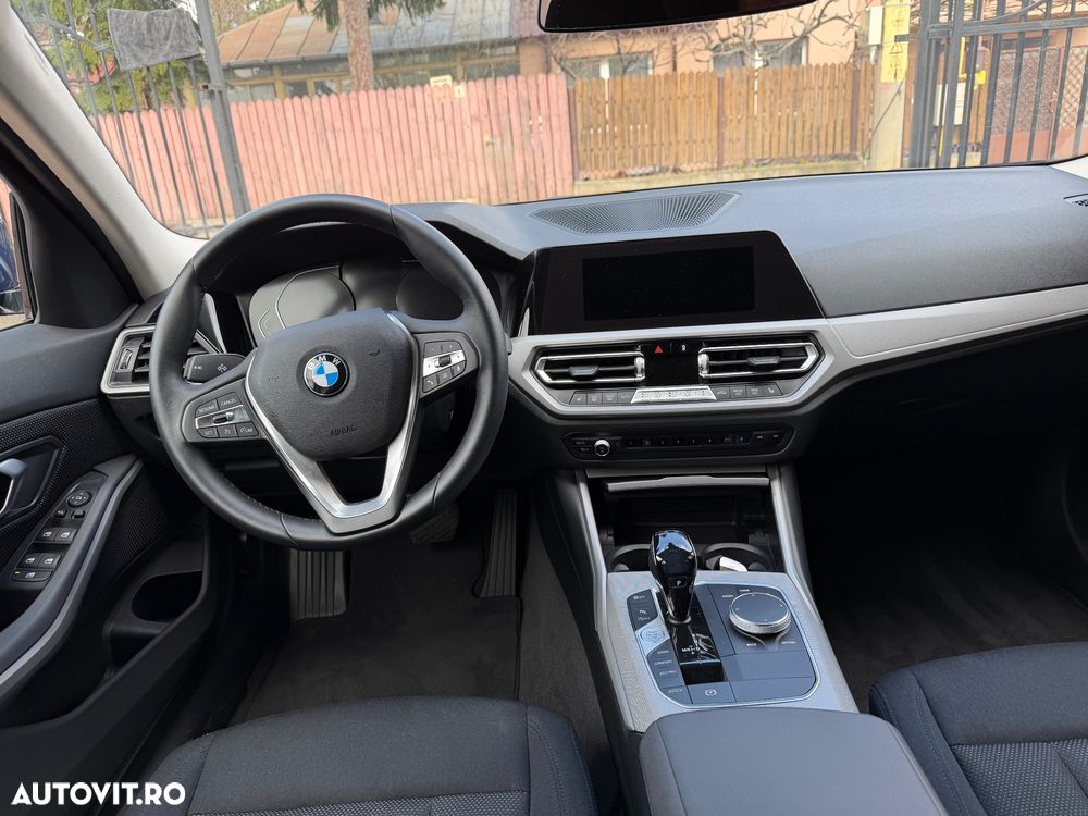 BMW Seria 3 318i Aut. - 5