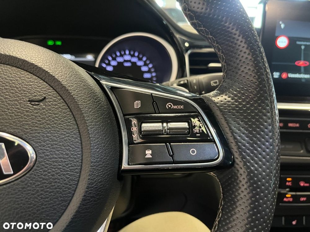 Kia ProCeed 1.4 T-GDI GT Line DCT - 25