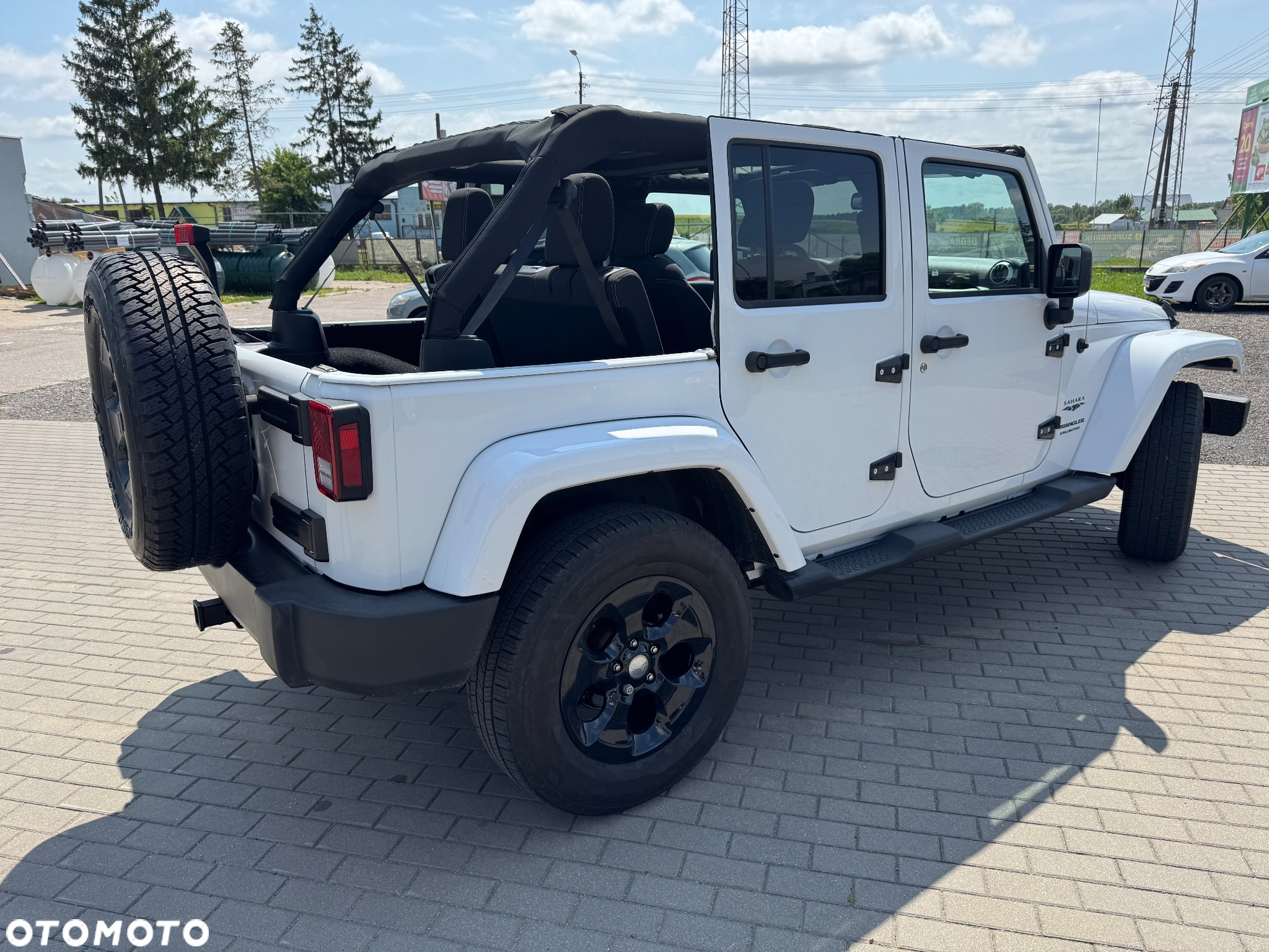 Jeep Wrangler 3.6 Unlim Sahara - 2