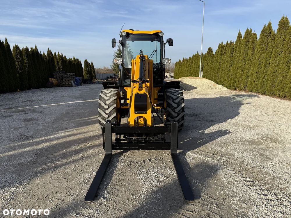JCB TM 220 AGRI TELESKOP / 2016 ROK / TELESKOP / MAŁE GABARYTY / PIĘKNA / ZADBANA / SPROWADZONA Z NIEMIEC / PIĘKNIE UTRZYMANA / ORYGINAŁ / 180 300 310 320 330 Schaffer - 4