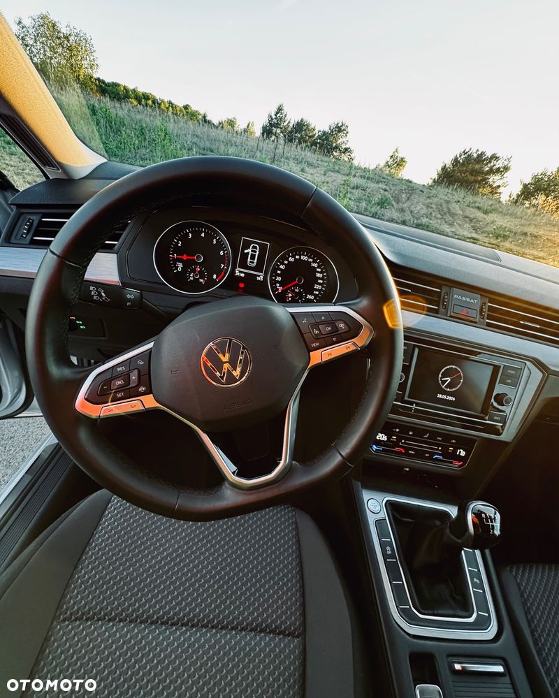 Volkswagen Passat 1.5 TSI EVO Essence - 23