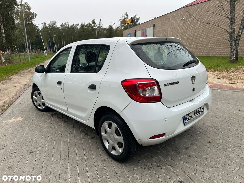 Dacia Sandero - 4
