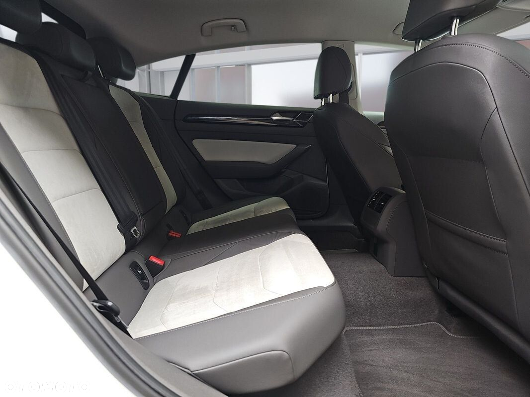 Volkswagen Arteon 2.0 TDI SCR Elegance DSG - 15