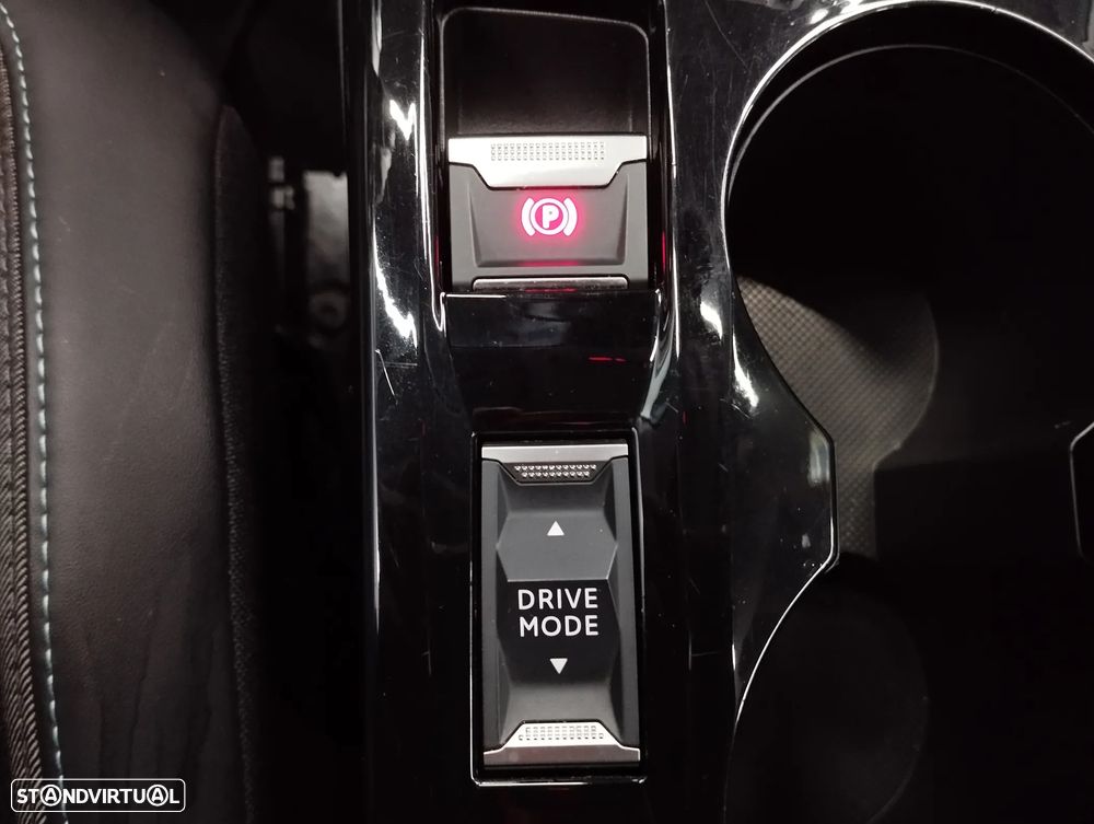 Peugeot 208 1.2 PureTech Allure Pack EAT8 - 35