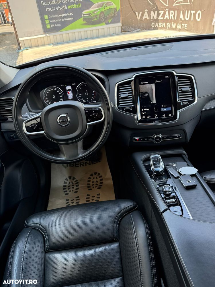 Volvo XC 90 - 8